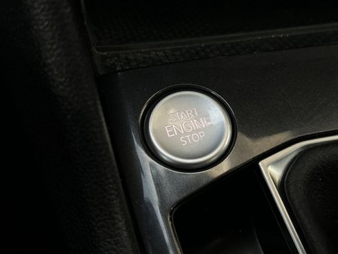 Used 2023 Volkswagen Tiguan SE FWD image 24
