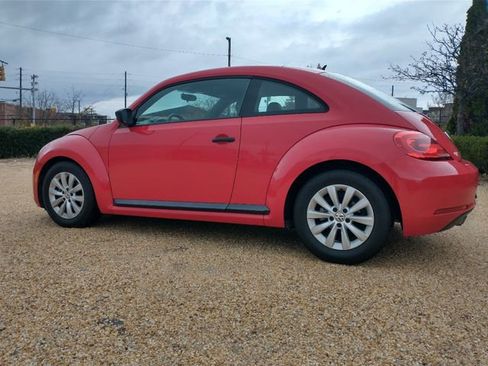 Used 2015 Volkswagen Beetle 1.8T image 9
