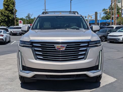 Used 2021 Cadillac Escalade Premium Luxury Platinum AWD/4WD image 10