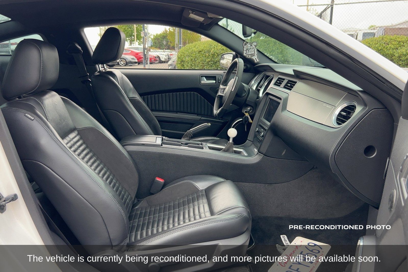 Used 2012 Ford Mustang Shelby GT500 w/ SVT Performance Pkg RWD image 15