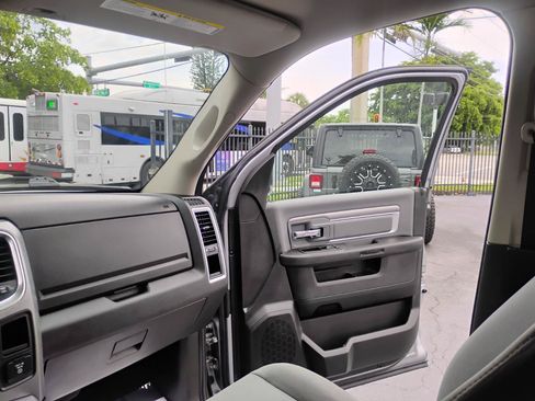 Used 2022 RAM 1500 Classic SLT w/ Trailer & Traction Group RWD image 63