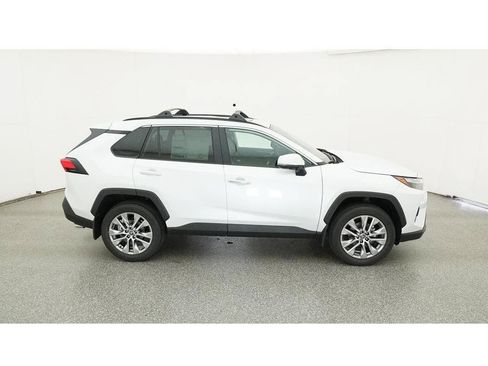 Used 2025 Toyota RAV4 Limited w/ Advanced Technology Package FWD image 14