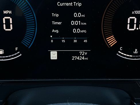 Used 2025 Hyundai Kona SEL image 40