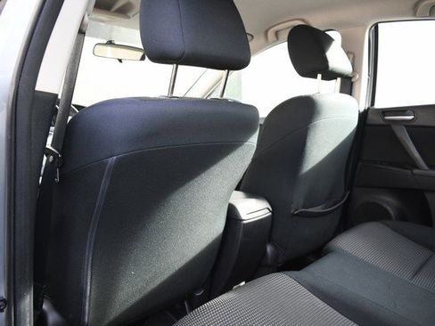 Used 2013 MAZDA MAZDA3 i Sport image 21