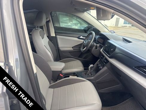 Used 2022 Volkswagen Taos SE w/ Driver Assistance Package image 7