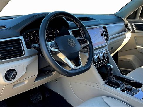 Used 2022 Volkswagen Atlas SE image 13