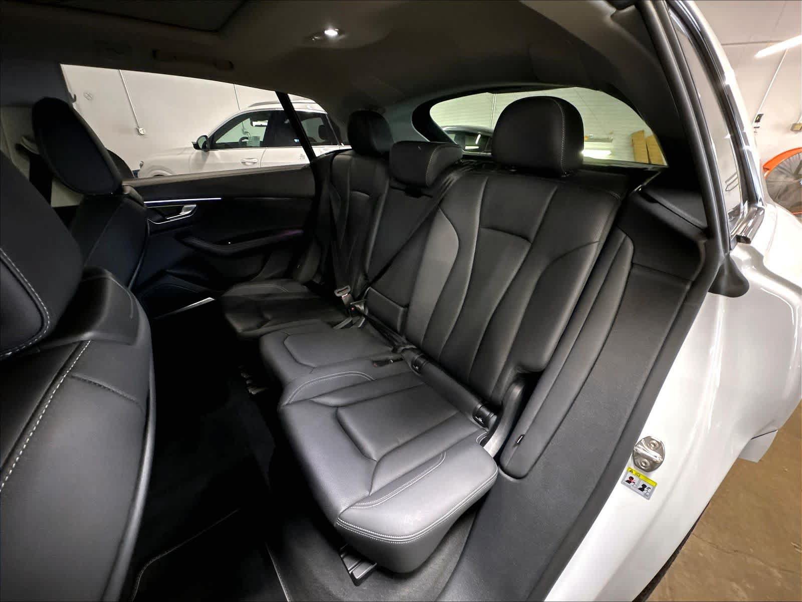 Used 2023 Audi Q8 Premium Plus AWD/4WD image 27