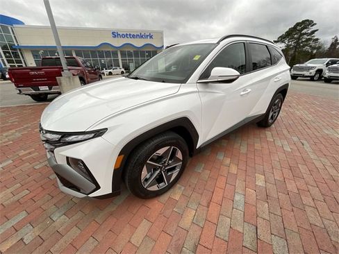 Used 2025 Hyundai Tucson SEL image 26