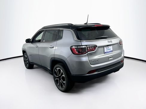 Used 2022 Jeep Compass Limited AWD/4WD image 7