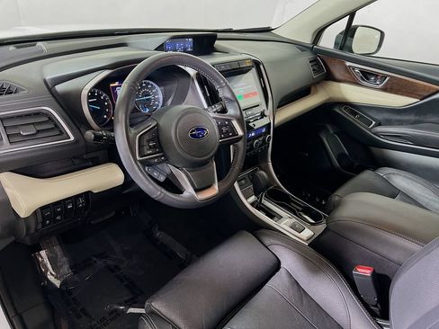 Used 2022 Subaru Ascent Touring AWD/4WD image 9