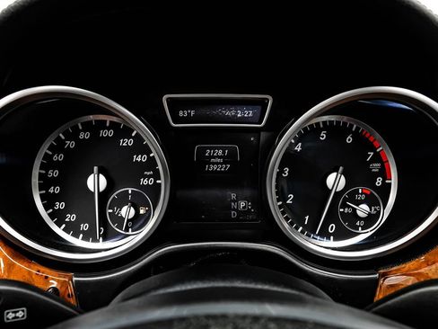 Used 2014 Mercedes-Benz GL 450 4MATIC image 17