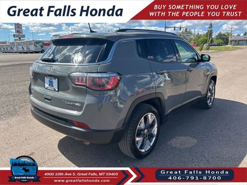 Used 2019 Jeep Compass Limited AWD/4WD image 9