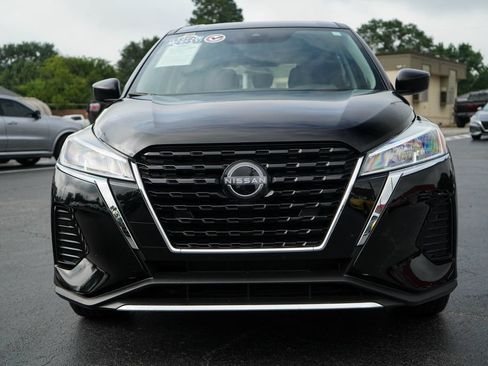 Used 2025 Nissan Kicks Play S FWD image 16