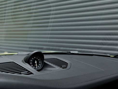 Certified 2025 Porsche 911 Carrera GTS RWD image 21