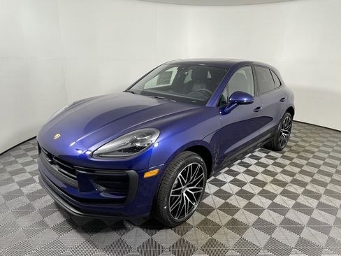 New 2026 Porsche Macan image 11