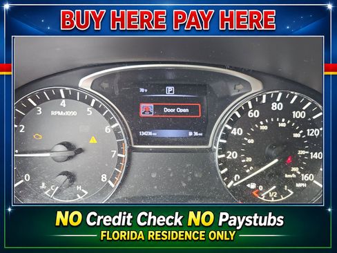 Used 2017 Nissan Pathfinder SV w/ Trailer Tow Package FWD image 8