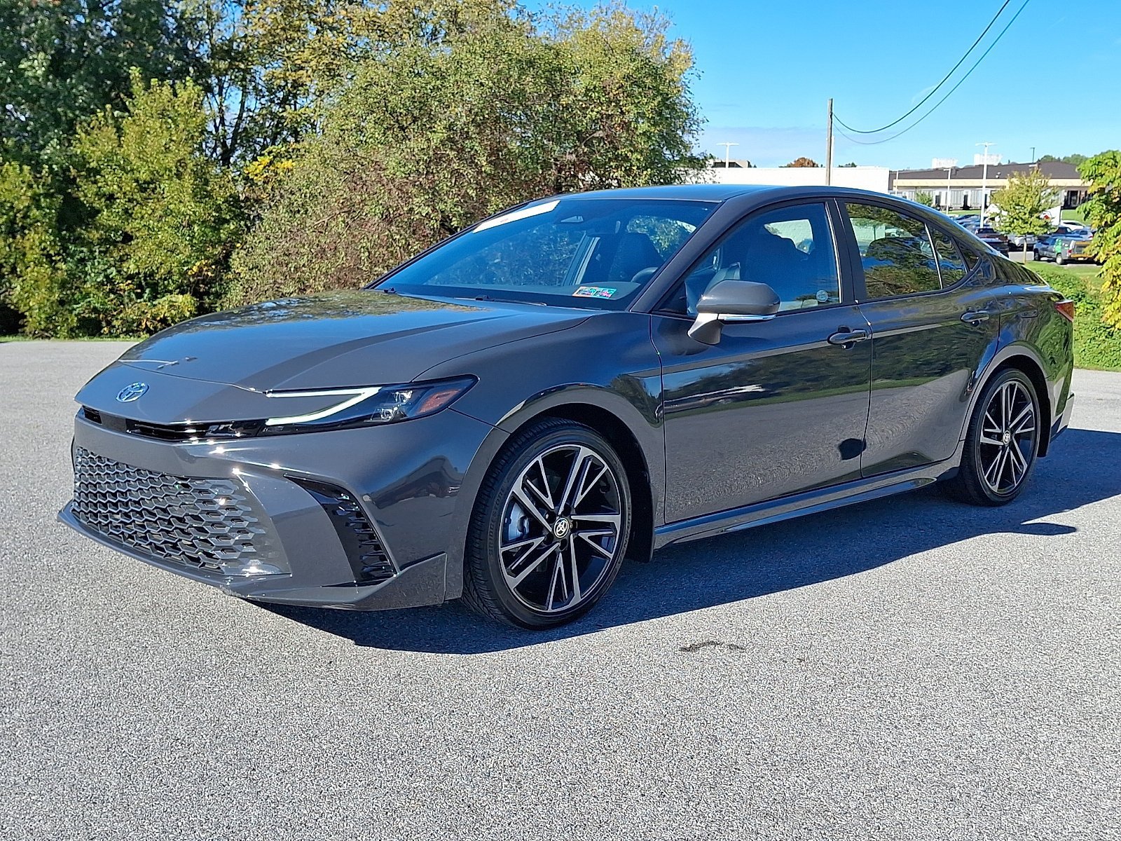 Certified 2025 Toyota Camry XSE FWD image 3