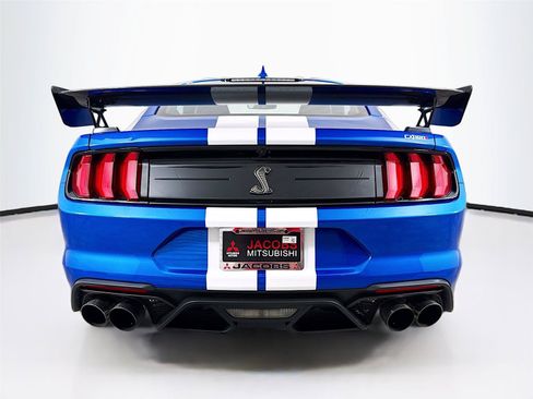 Used 2020 Ford Mustang Shelby GT500 w/ Carbon Fiber Track Pack RWD image 26