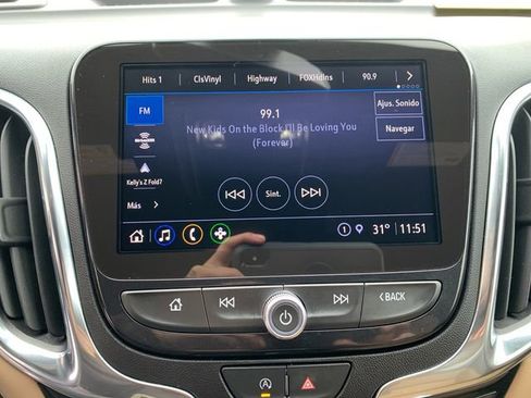 Used 2024 Chevrolet Equinox Premier image 25