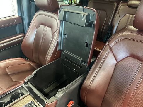 Used 2024 Ford Expedition Max Limited AWD/4WD image 24