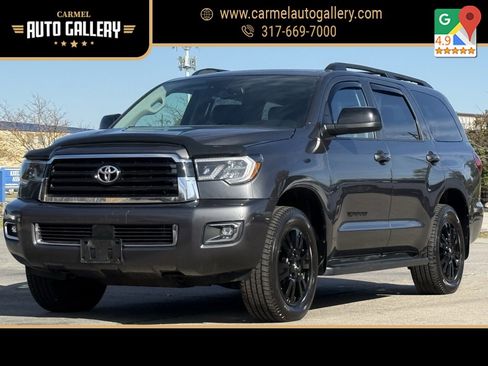 Used 2018 Toyota Sequoia TRD Sport image 1