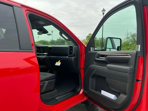 New 2026 Chevrolet Silverado 2500 LT w/ Trail Boss Package AWD/4WD image 17