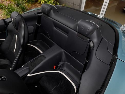 Used 2026 Ferrari Roma Spider RWD image 21