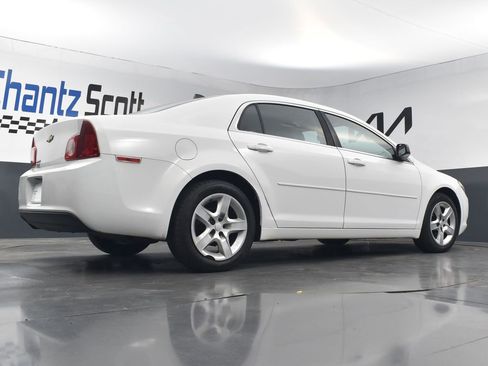 Used 2012 Chevrolet Malibu LS FWD image 21
