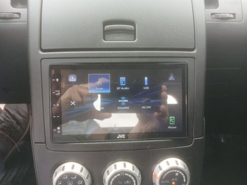 Used 2006 Nissan 350Z Enthusiast w/ (N93) Cargo Convenience Pkg image 44