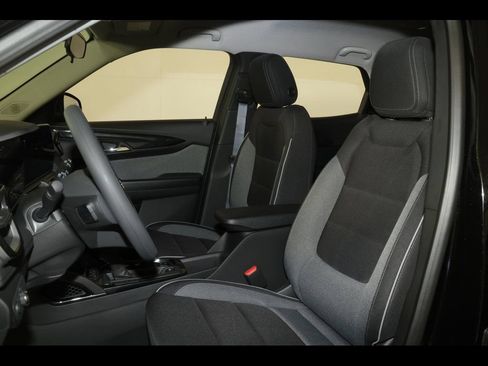 New 2026 Chevrolet TrailBlazer LS w/ LS Convenience Package FWD image 20