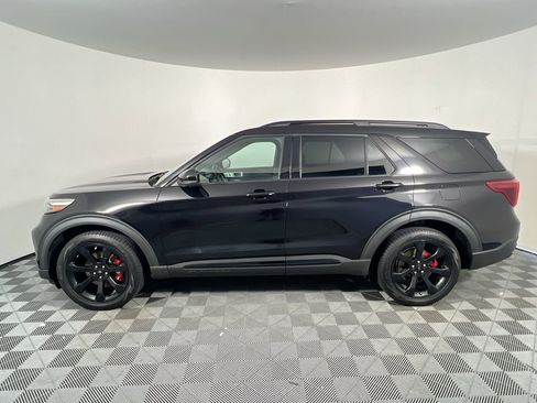 Used 2022 Ford Explorer ST w/ Equipment Group 401A AWD/4WD image 6