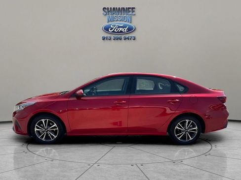 Used 2023 Kia Forte LXS image 8