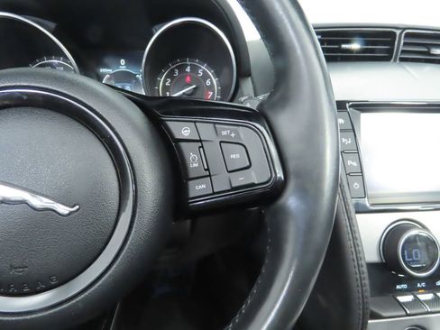 Used 2016 Jaguar F-TYPE Convertible image 20