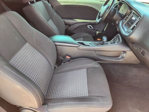 Used 2021 Dodge Challenger SXT w/ Blacktop Package image 13
