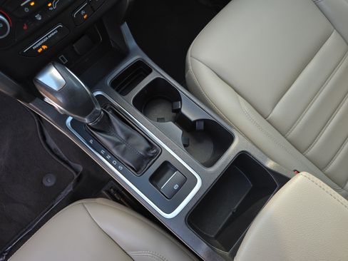 Used 2019 Ford Escape SEL FWD image 24