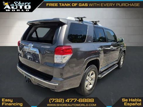 Used 2011 Toyota 4Runner SR5 w/ Convenience Pkg RWD image 5
