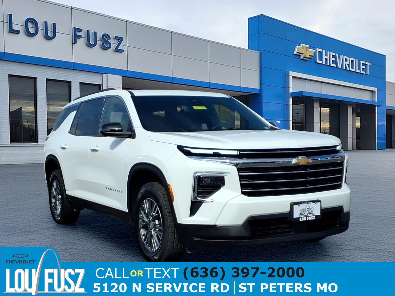 Used 2024 Chevrolet Traverse LT w/ LPO, Floor Liner Package FWD image 1