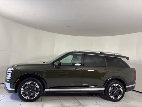 New 2026 Hyundai Palisade Limited FWD image 2