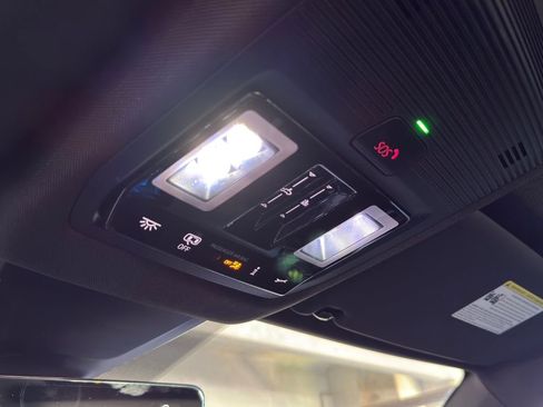 New 2026 Volkswagen Atlas Cross Sport SE FWD image 22