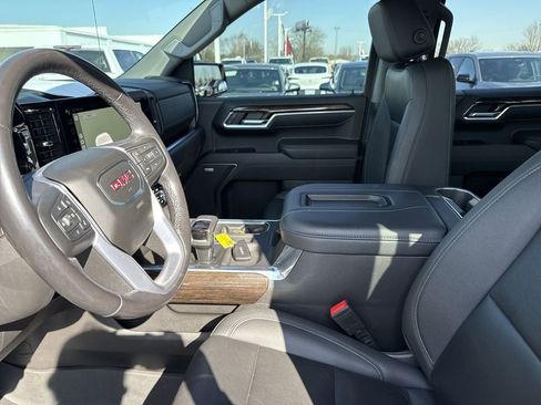 Used 2022 GMC Sierra 1500 Elevation w/ Elevation Premium Package image 26