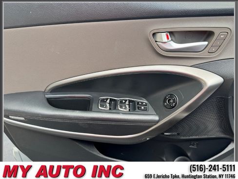 Used 2015 Hyundai Santa Fe GLS w/ Option Group 03 AWD/4WD image 24