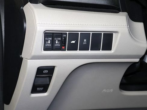 Used 2025 Honda Odyssey EX-L image 25