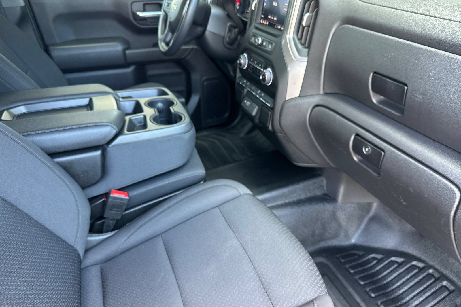 Used 2022 Chevrolet Silverado 1500 W/T RWD image 16