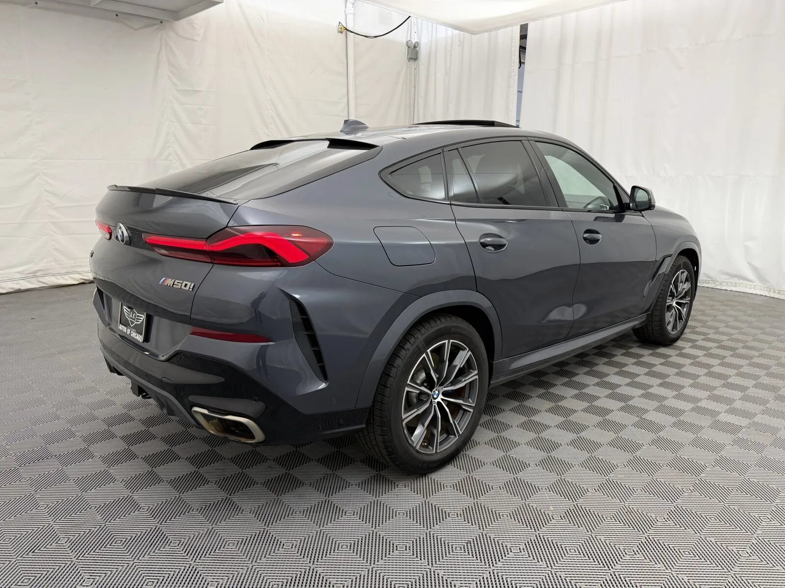 Used 2021 BMW X6 M50i w/ Executive Package AWD/4WD image 5