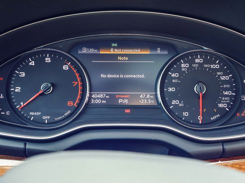 Used 2023 Audi Q5 2.0T Premium w/ Convenience Package image 13