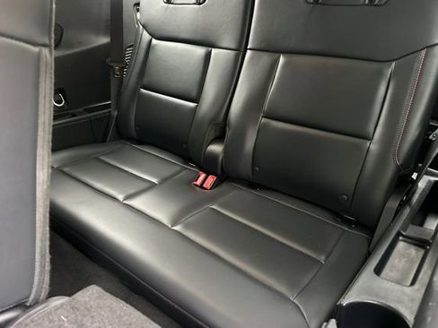 Certified 2025 Ford Explorer ST-Line w/ ST-Line Street Pack image 13