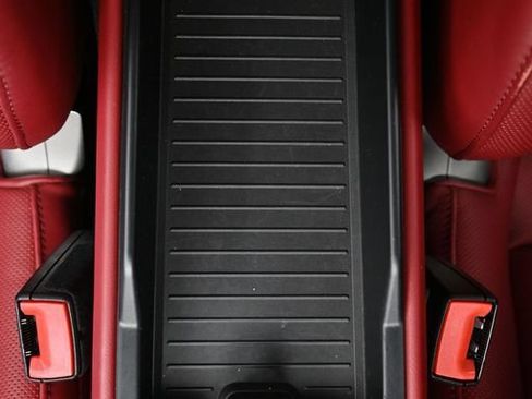 Certified 2024 Porsche 718 Boxster RWD image 21