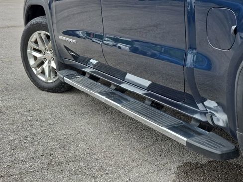 Used 2019 GMC Sierra 1500 SLT AWD/4WD image 12