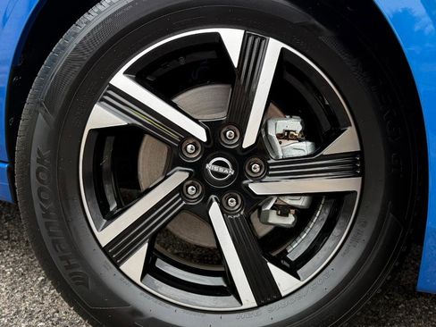 Used 2025 Nissan Sentra SV image 22