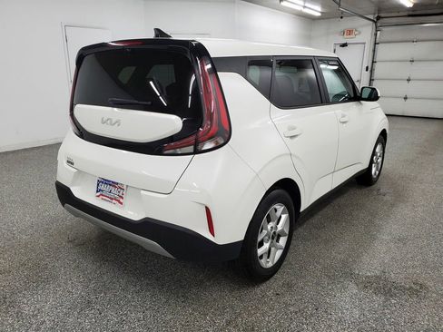 Used 2024 Kia Soul LX w/ Option Group 015 image 4